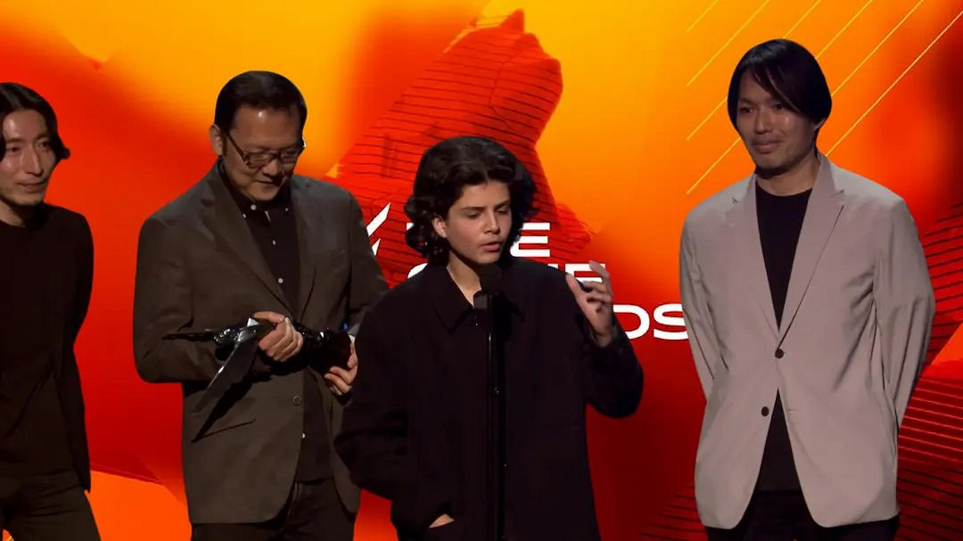 入侵TGA頒獎儀式的紅靈少年威脅重返TGA 2023:明天見 入侵TGA頒獎儀式的紅靈少年威脅重返TGA 2023:明天見