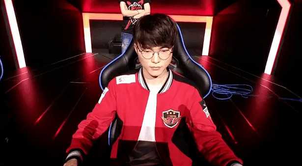 《lol》匹敵巔峰的faker選手介紹