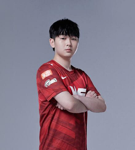 《英雄聯盟》Biubiu選手介紹