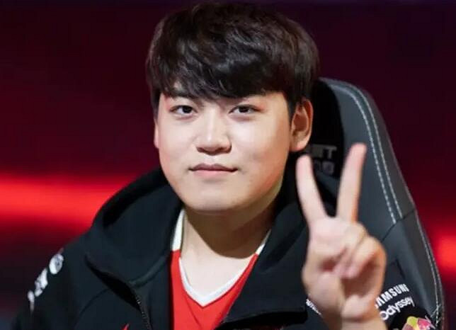 《英雄聯盟》小呂布綽號介紹