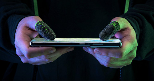 雷蛇 X《高能英雄》聯名禮盒開售,助力玩家登頂勝利之巔 雷蛇 X《高能英雄》聯名禮盒開售,助力玩家登頂勝利之巔