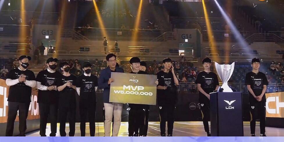 《英雄聯盟》peanut選手身高介紹