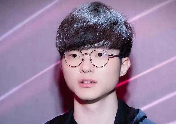 《lol》半決賽T1 vs JDG影片介紹