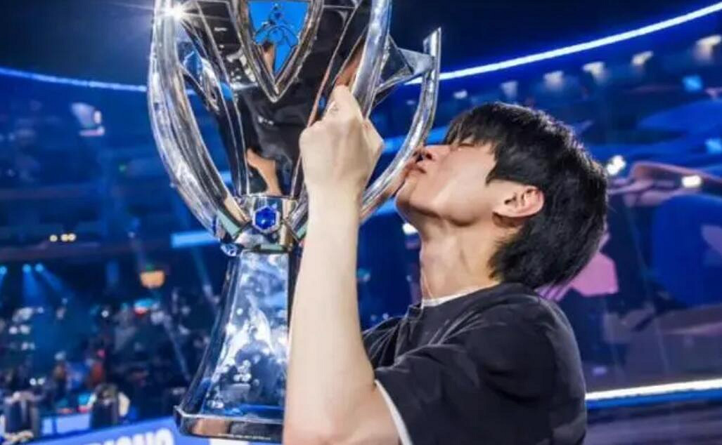 《英雄聯盟》進世界賽最多的選手介紹