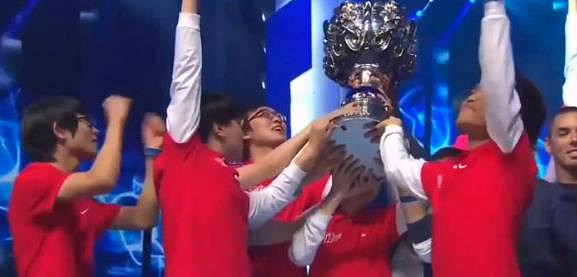 《英雄聯盟》s賽曆屆冠軍一覽