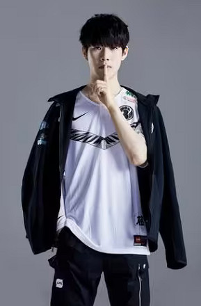 《英雄聯盟》theshy退役後動態預測