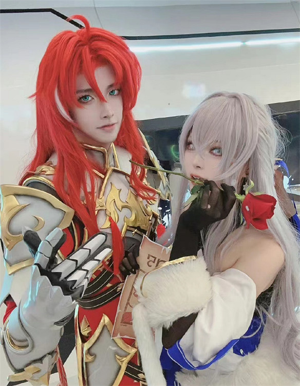 崩鐵銀枝線下活動引爆中國，為搶玫瑰排起長龍