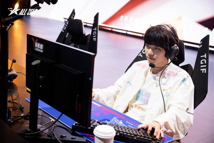 一個晚上，騰競從“大冤種”到“贏麻了”？