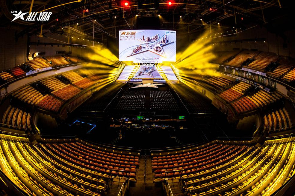 一個晚上，騰競從“大冤種”到“贏麻了”？