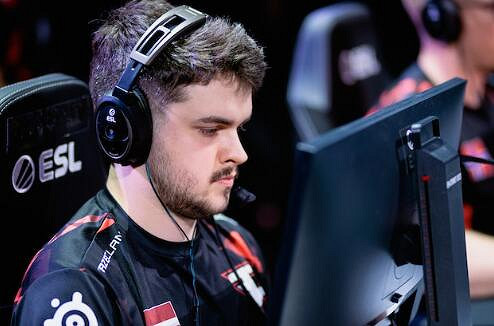 《cS2》cac小組賽Faze vs MOUZ影片介紹 《cS2》cac小組賽Faze vs MOUZ影片介紹