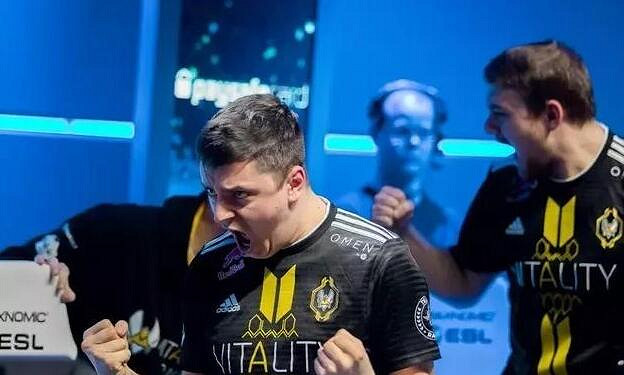 《cS2》Blast小組賽COL vs Vitality影片介紹