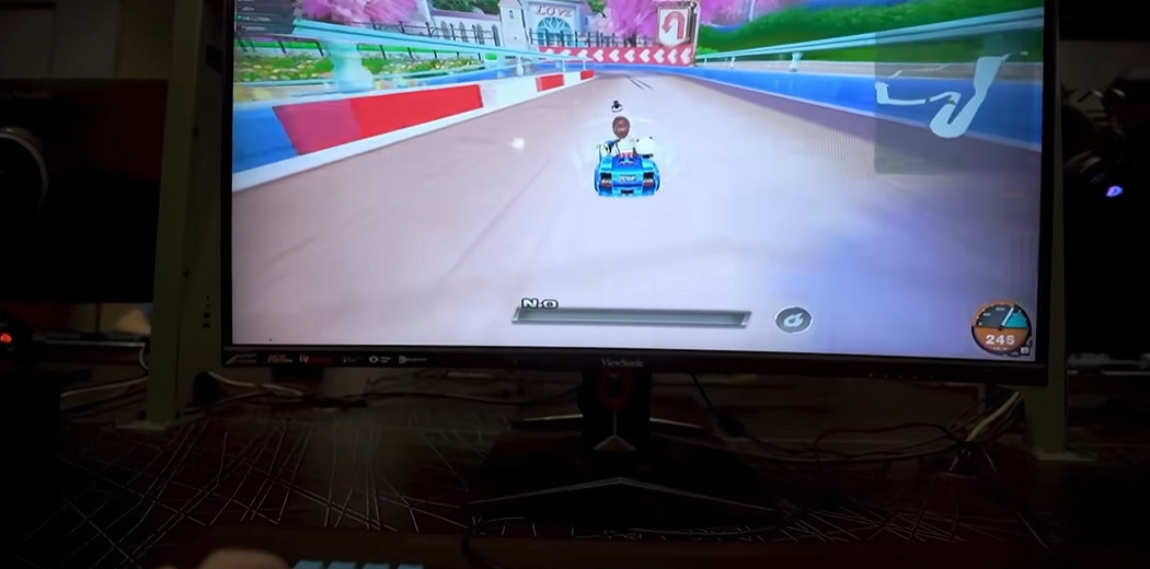 跟風製作的翻版《完蛋！》,可能是最純粹的賽博答辯