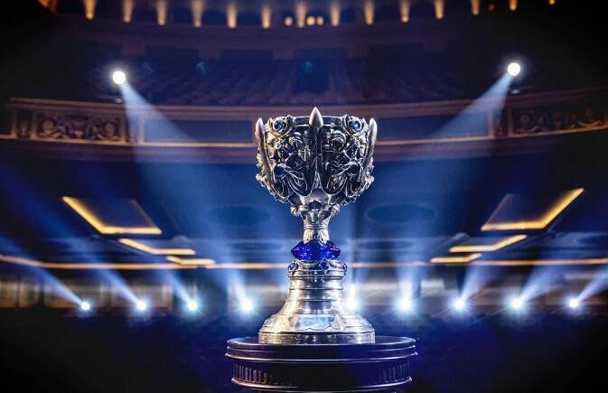 《英雄聯盟》s賽冠軍獎杯歸還意思介紹