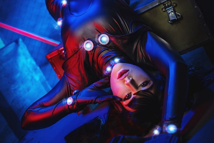 烏克蘭正妹COS《柏德之門3》影心 內衣版過於火辣～