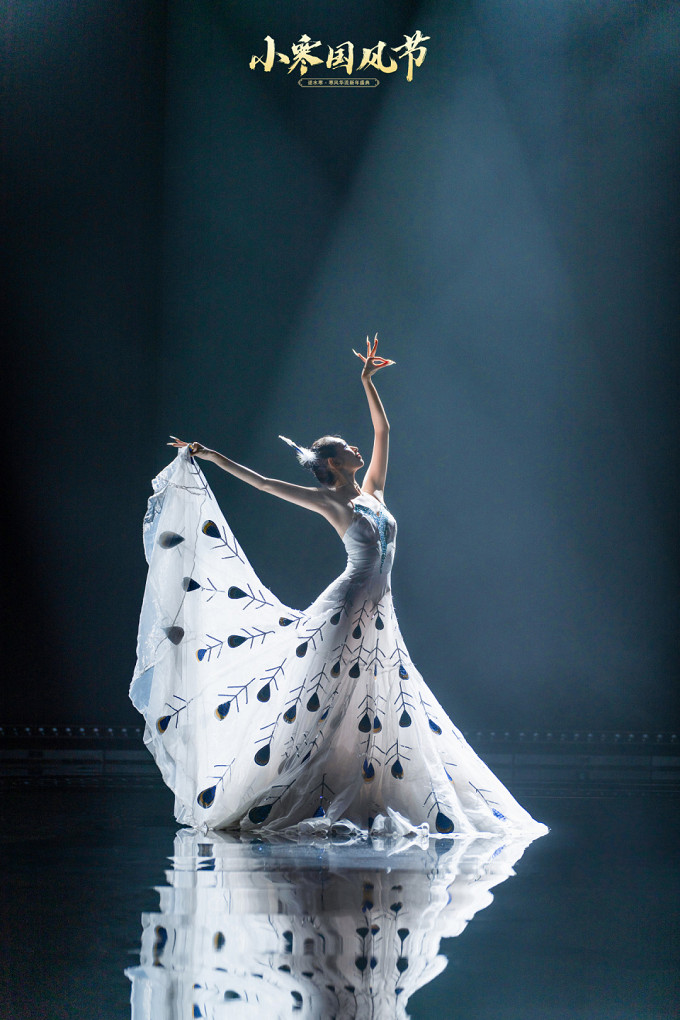 參加完這場漫展，人手拉走了5斤重的周邊