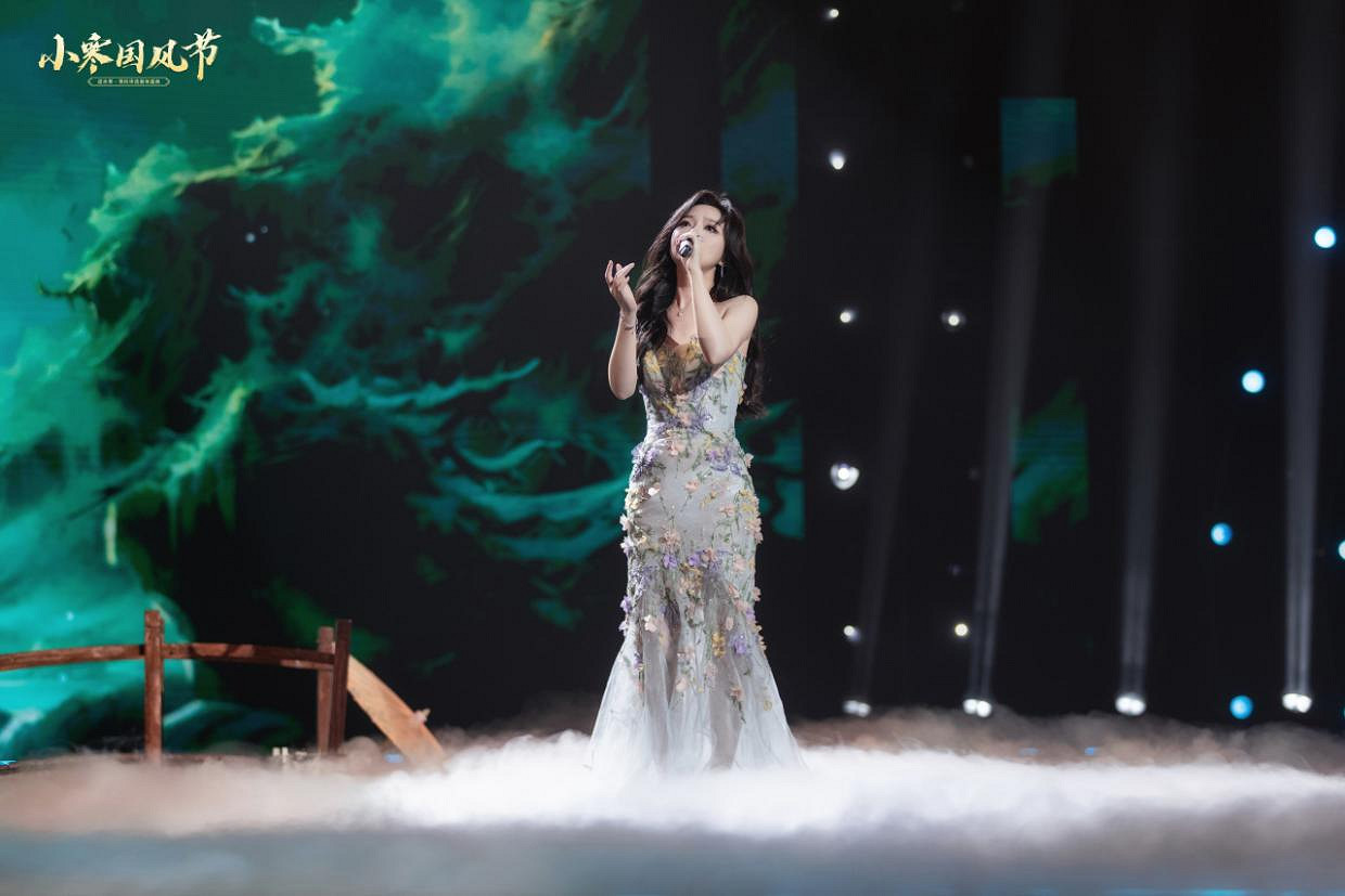 參加完這場漫展，人手拉走了5斤重的周邊