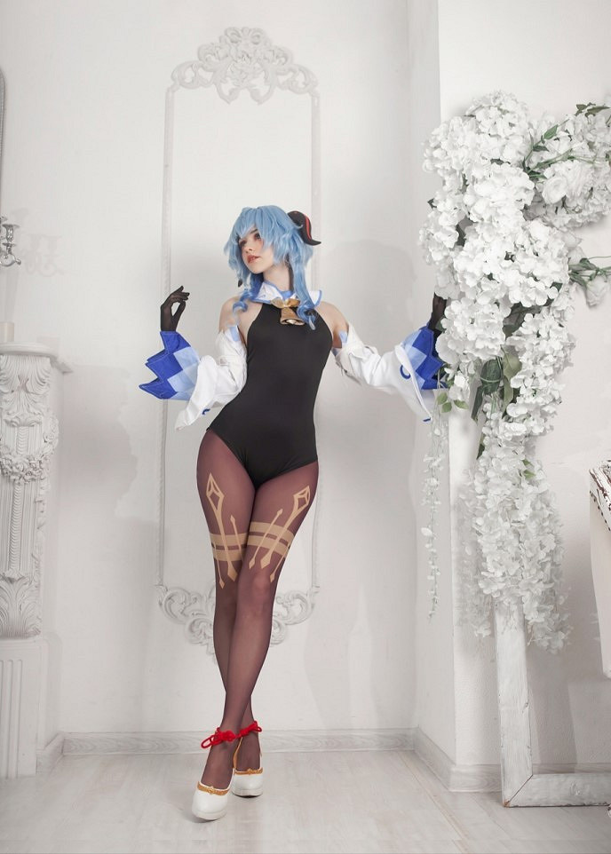 俄羅斯小姐姐COS《原神》甘雨 性感黑絲誘惑動人！@！