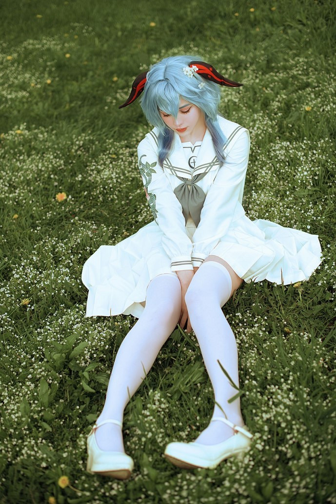 俄羅斯小姐姐COS《原神》甘雨 性感黑絲誘惑動人！@！