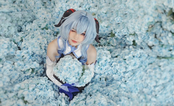 俄羅斯小姐姐COS《原神》甘雨 性感黑絲誘惑動人！@！