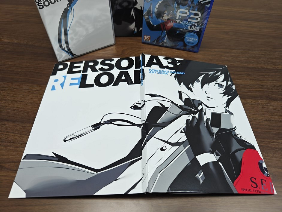 《P3R》艾吉斯典藏版開箱:包裝盒都能玩上一年 《P3R》艾吉斯典藏版開箱:包裝盒都能玩上一年