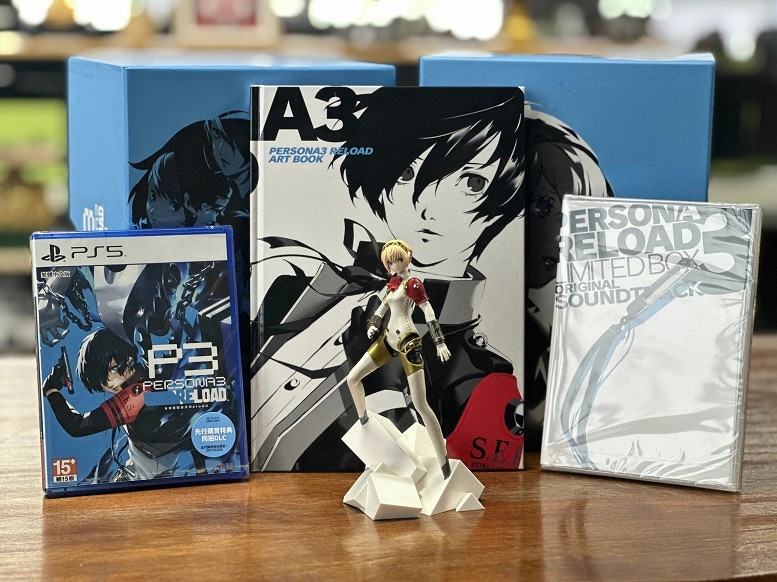 《P3R》艾吉斯典藏版開箱:包裝盒都能玩上一年 《P3R》艾吉斯典藏版開箱:包裝盒都能玩上一年