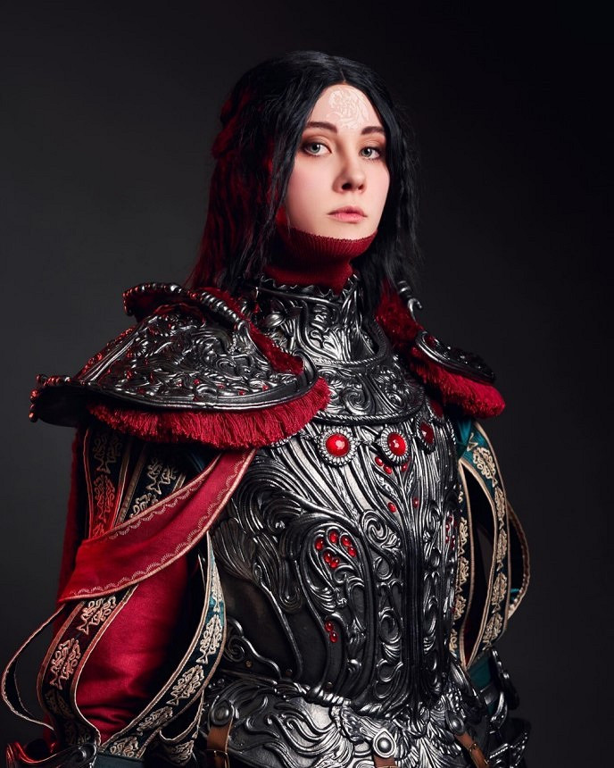 丹麥小姐姐COS《艾爾登法環》霍斯勞:自製鎧甲超帥! 丹麥小姐姐COS《艾爾登法環》霍斯勞:自製鎧甲超帥!