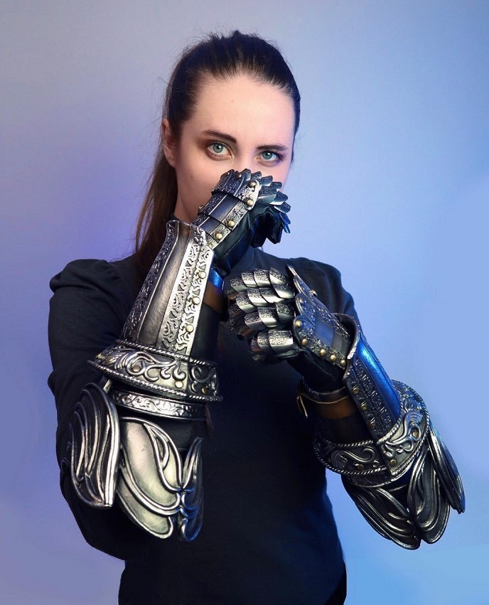 丹麥小姐姐COS《艾爾登法環》霍斯勞:自製鎧甲超帥! 丹麥小姐姐COS《艾爾登法環》霍斯勞:自製鎧甲超帥!