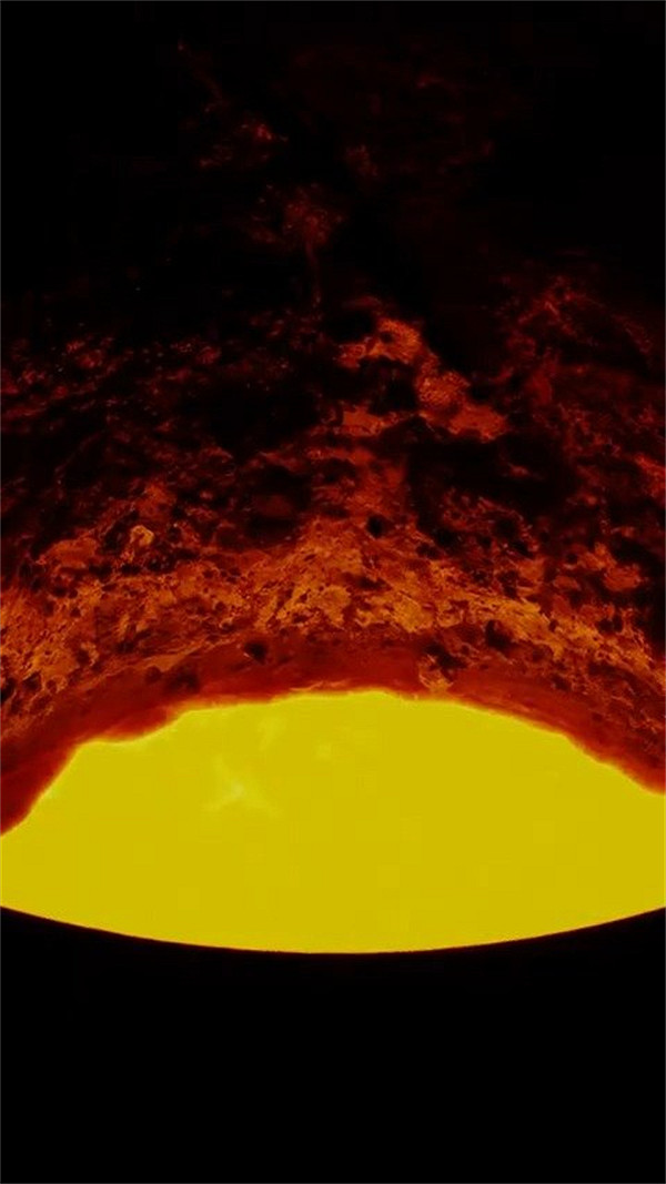 PS官方發布《FF7》破壞劍手工製作影片:金屬鍛造而成 PS官方發布《FF7》破壞劍手工製作影片:金屬鍛造而成