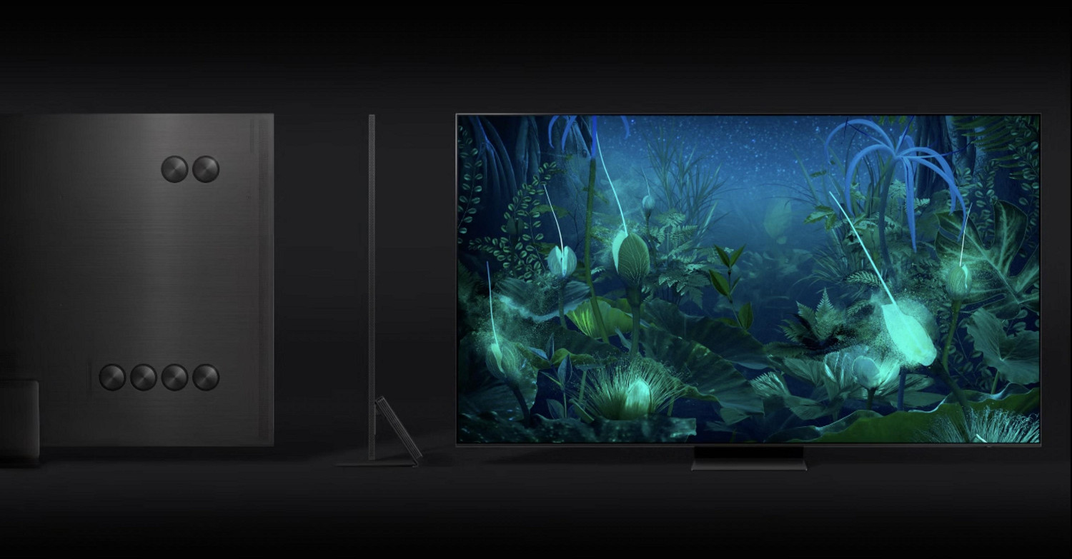 星影巨幕打造私享影院，三星攜多款98英寸超大型電視參展AWE 2024