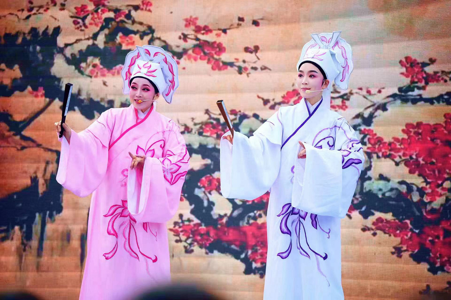 “神劍”拉開非遺體驗大幕,《天下3》助力傳統文化的賡續與傳承 “神劍”拉開非遺體驗大幕,《天下3》助力傳統文化的賡續與傳承