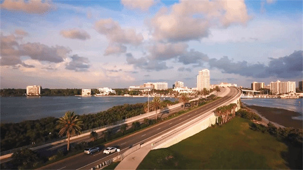 玩家自製《GTA6》真人預告:出色還原沙灘美女等名場面