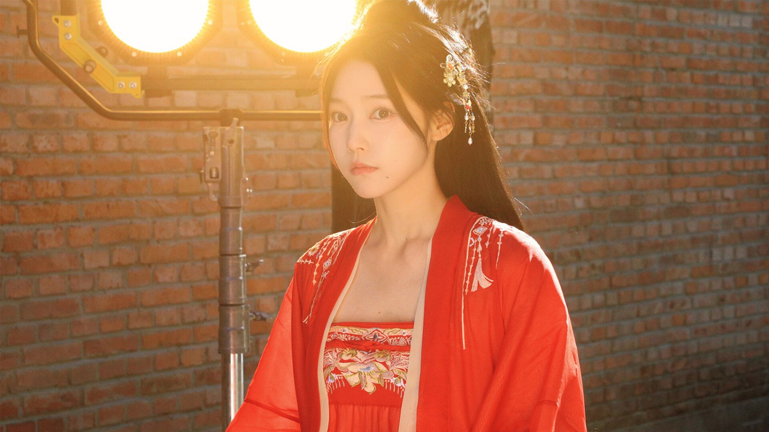 中國大陸研發真人互動《戀戀女團》Steam版發售 優惠價約新台幣165元 中國大陸研發真人互動《戀戀女團》Steam版發售 優惠價約新台幣165元